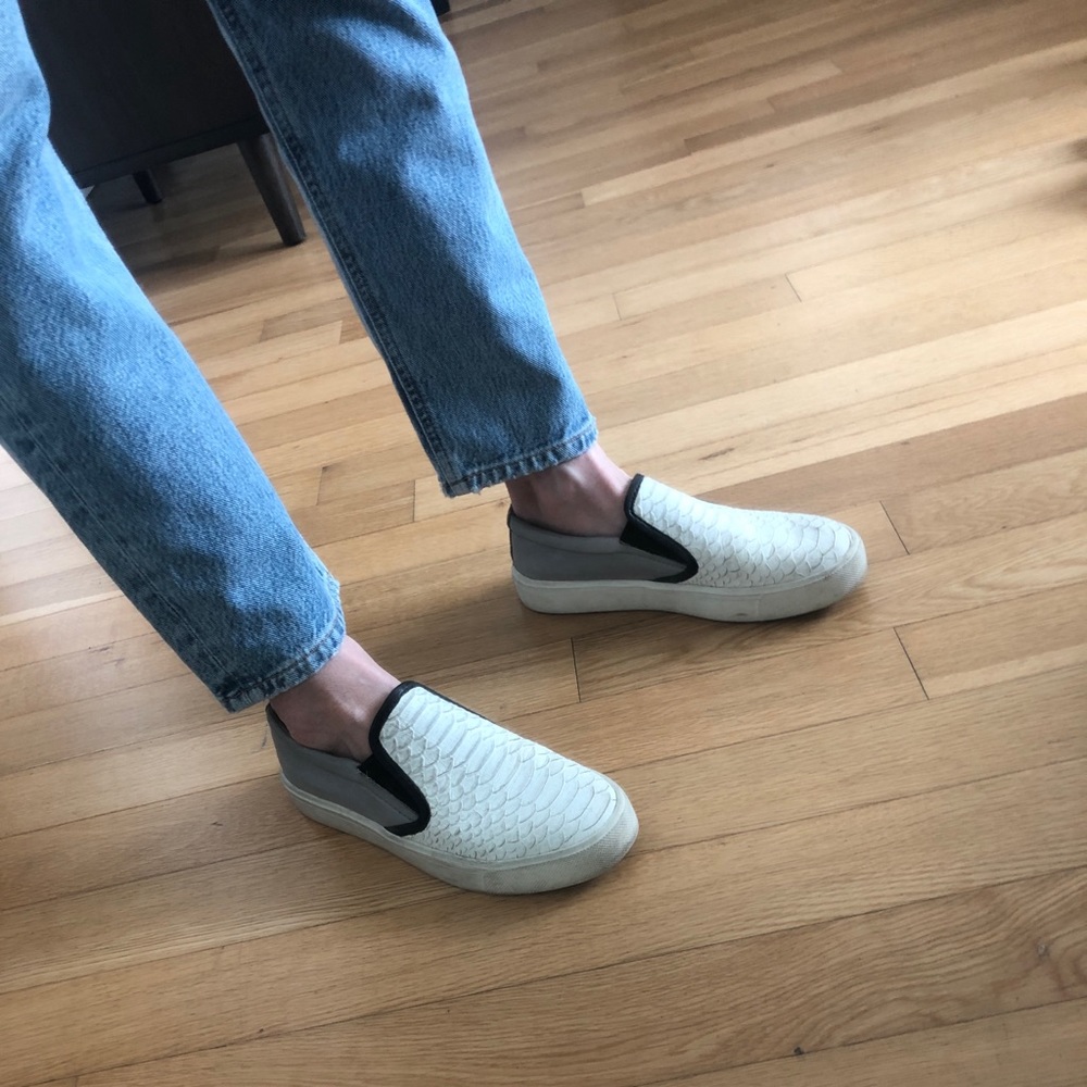Vince sneakers!